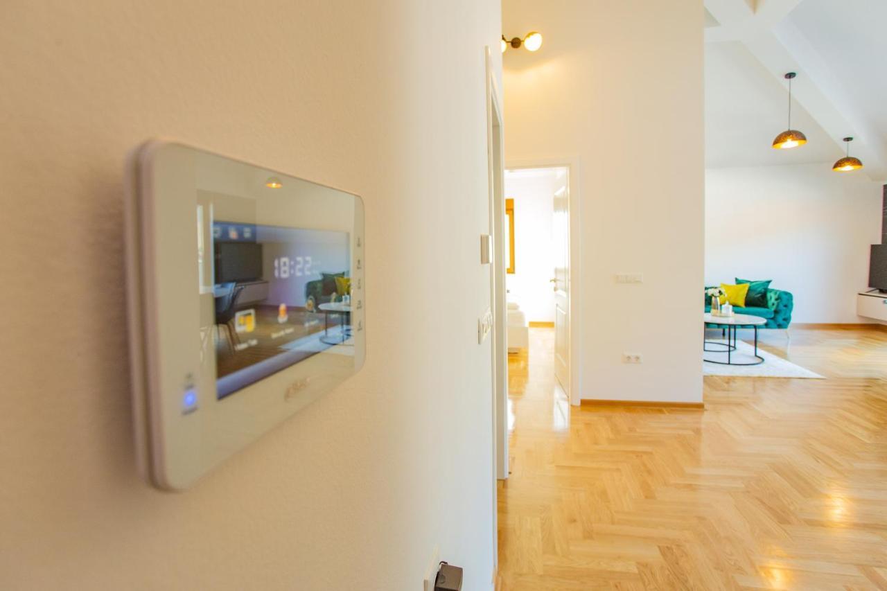 Sky Penthouse Old Bridge With Sauna And Jacuzzi モスタル エクステリア 写真