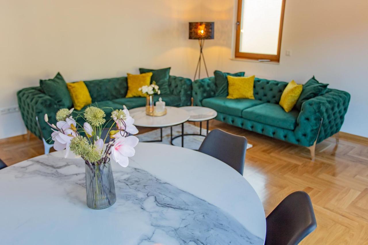 Sky Penthouse Old Bridge With Sauna And Jacuzzi モスタル エクステリア 写真