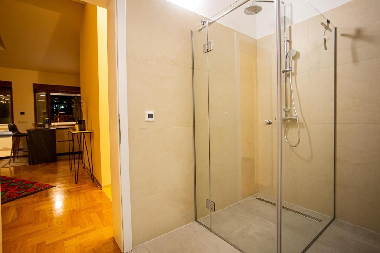 Sky Penthouse Old Bridge With Sauna And Jacuzzi モスタル エクステリア 写真