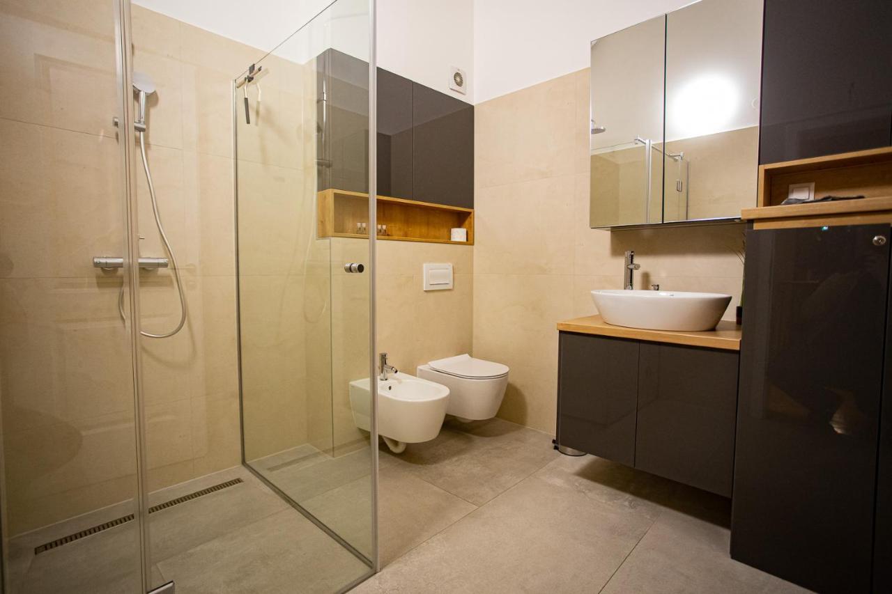 Sky Penthouse Old Bridge With Sauna And Jacuzzi モスタル エクステリア 写真